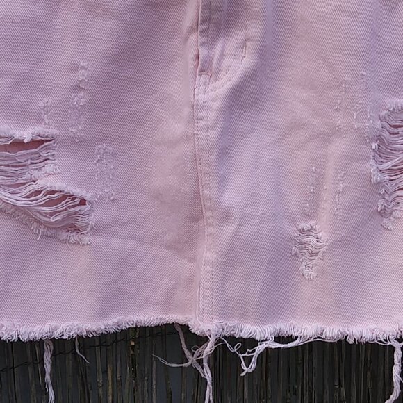 PacSun Women's Pale Pink Distressed Mini Skirt - 24 (XS-XXS) - See Measurements - Picture 5 of 15